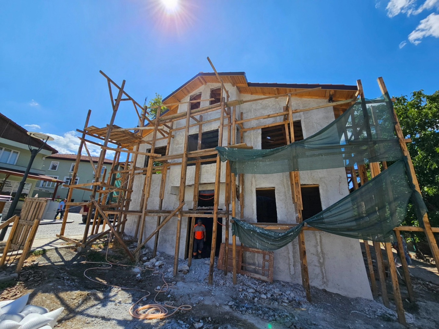 KLTR VARLII BNANIN RESTORASYONU DEVAM EDYOR