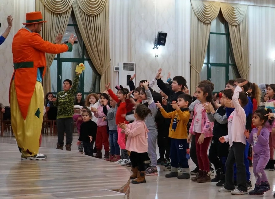 GELENEKSEL RAMAZAN AKAMI OCUK ENLݴNDE OCUKLARIN MUTLULUU
