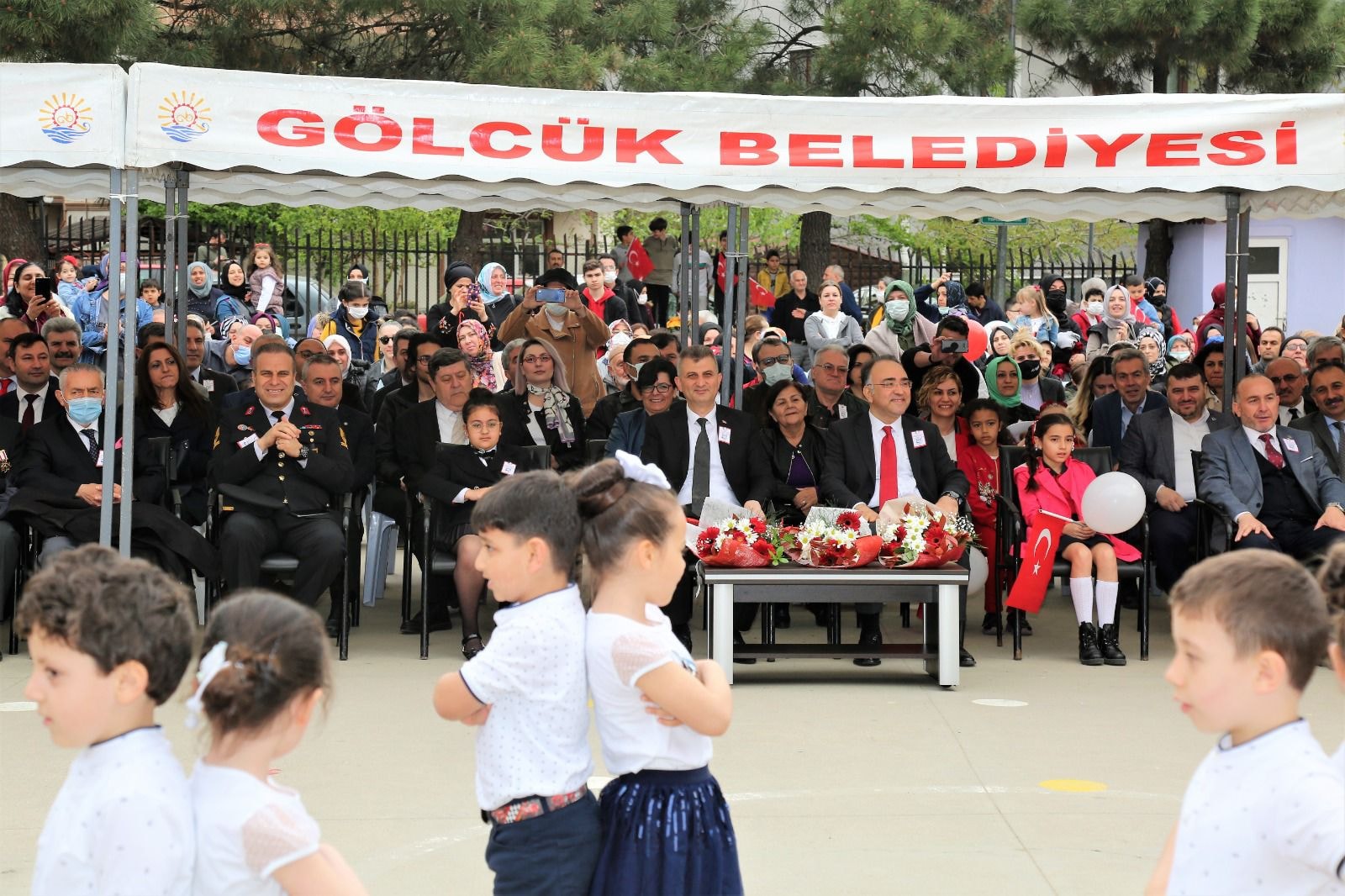 23 NSAN COKUSU GLCKL RENCLERN GSTERLERYLE RENKLEND