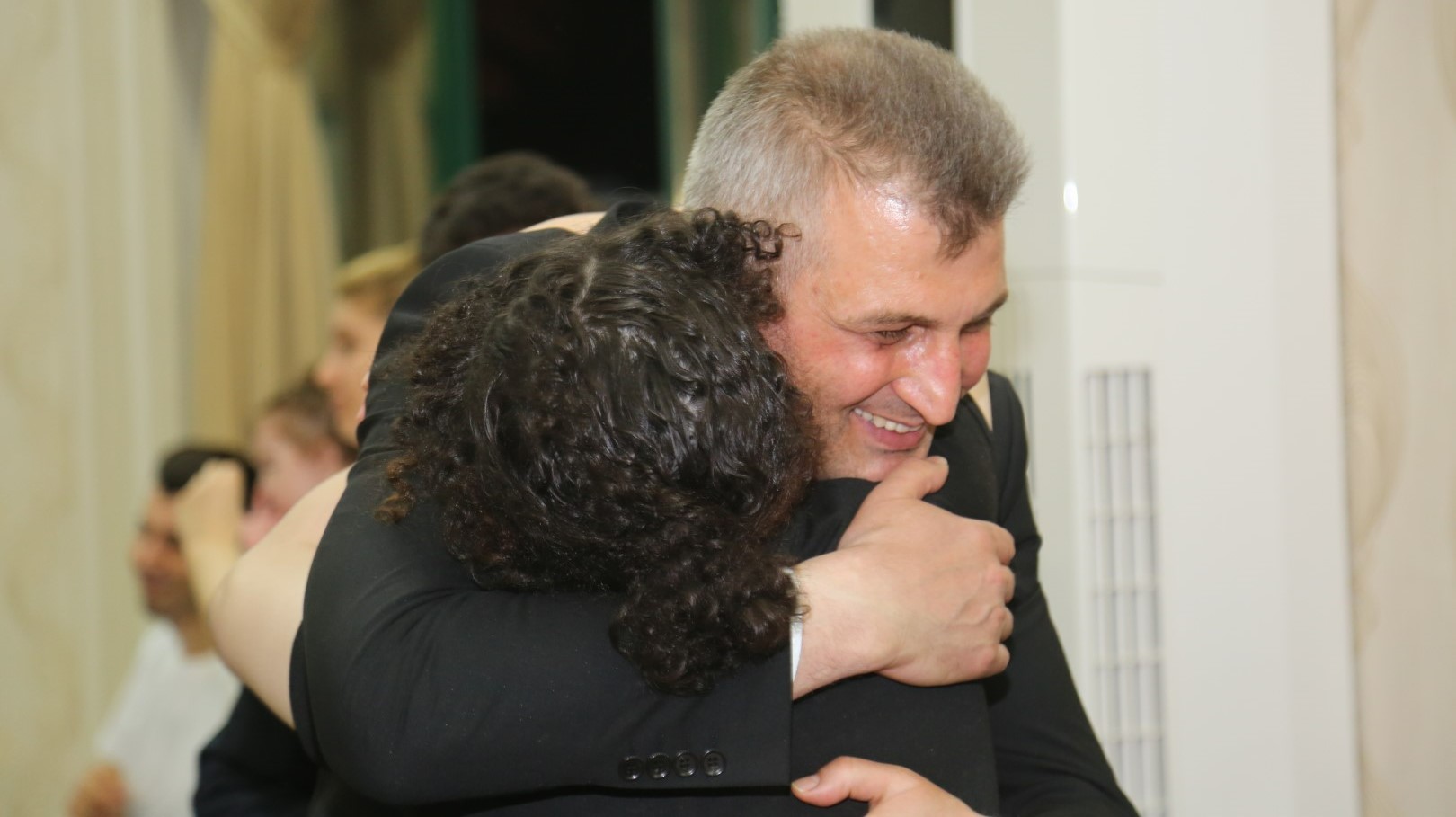 BAKAN SEZER, "BZ BYK BR ALEYZ"