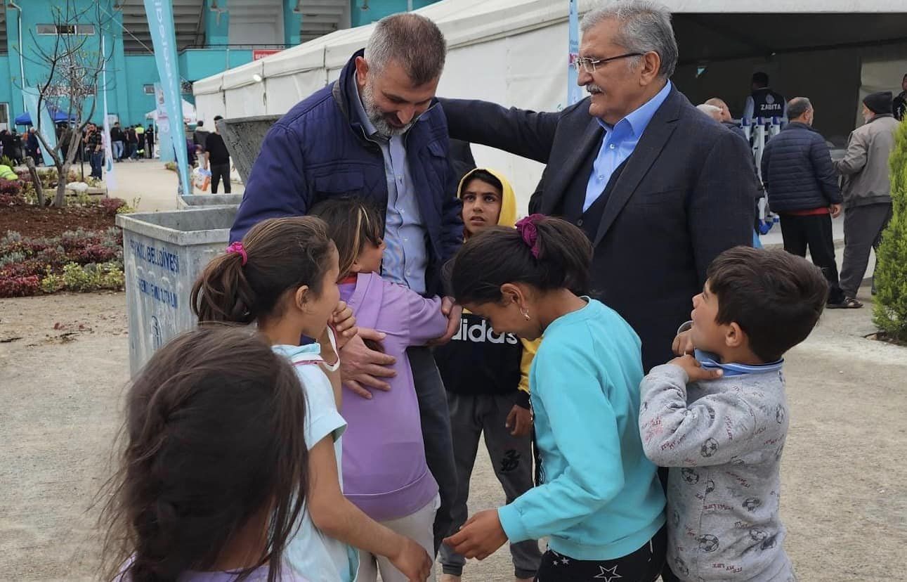 BAŞKAN SEZER HATAY´DA ÇALIŞMALARI YAKINDAN TAKİP EDİYOR
