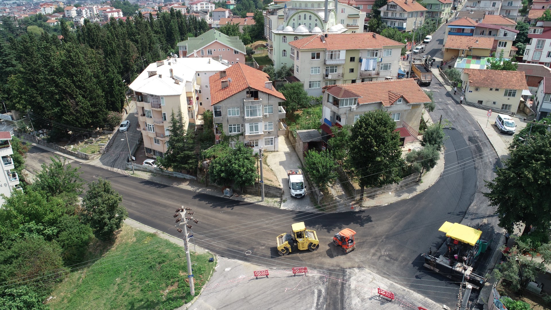 GLCK EHTLER CADDES ASFALT SERM TAMAMLANDI